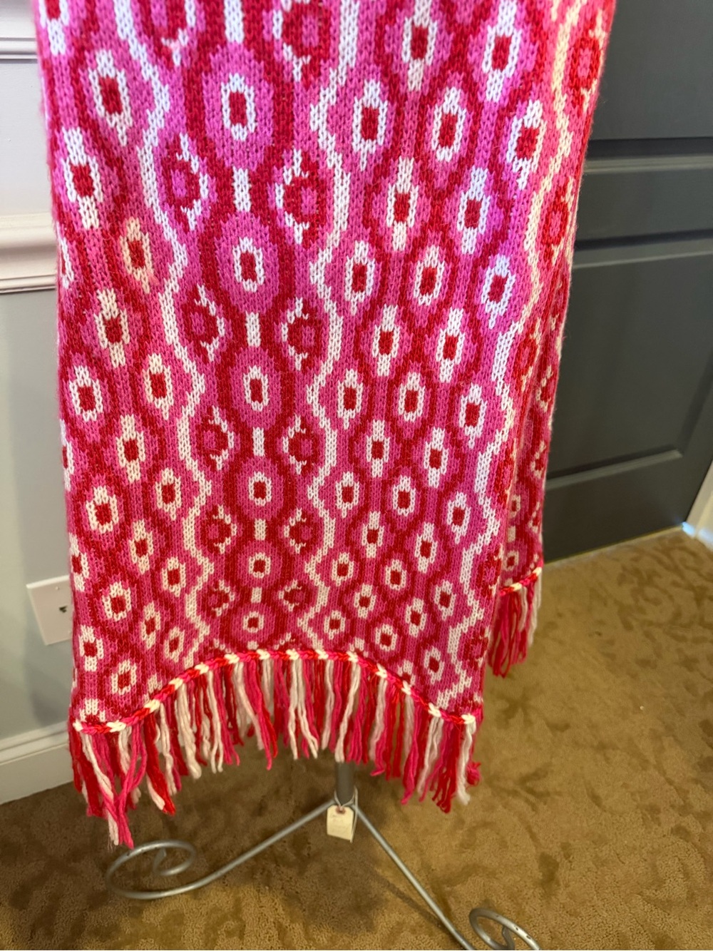 Hyacinth House Tuckernuck Mabel Fringed Knit Skirt Set in Bright Pink Geometric - Picture 3 of 7